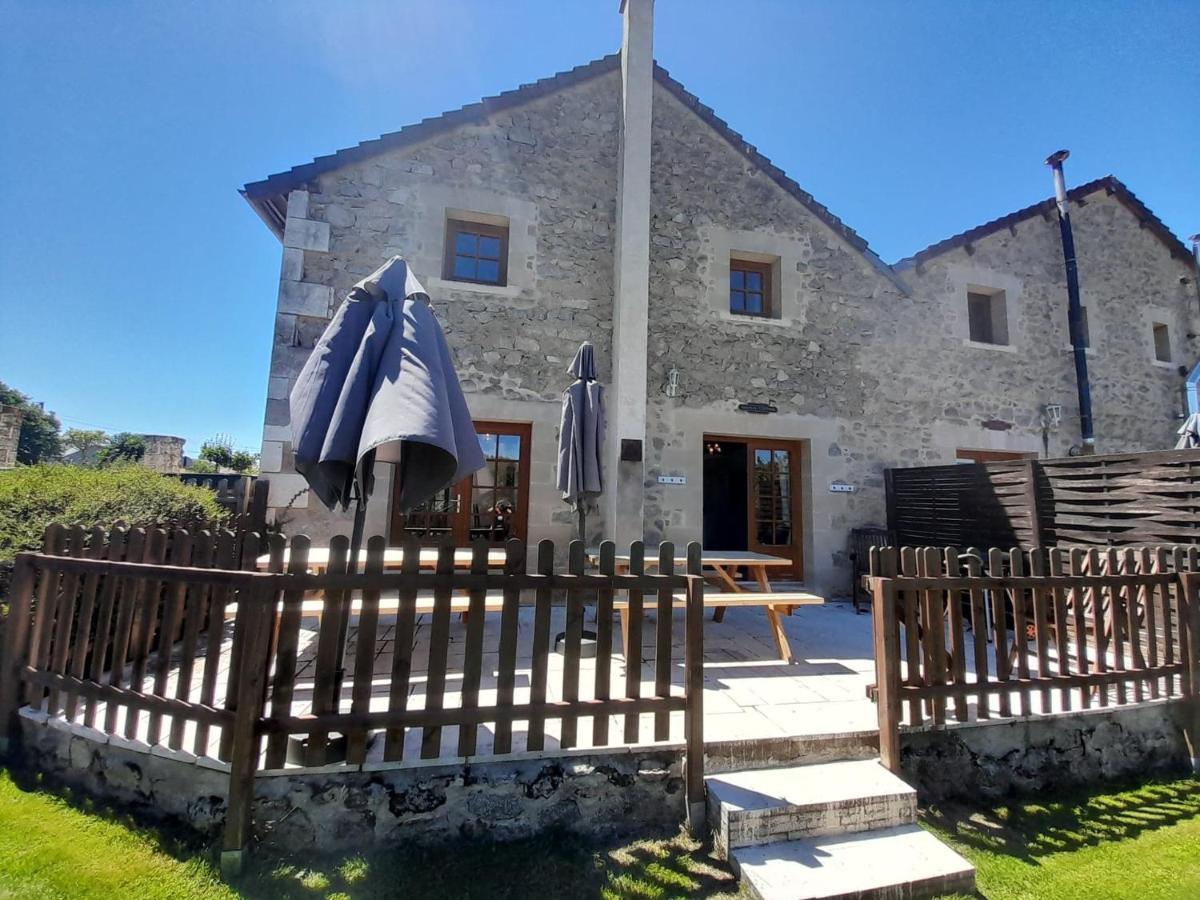The Railway Cottage - Characterful And Comfortable Holiday Cottage Piegut-Pluviers Екстер'єр фото